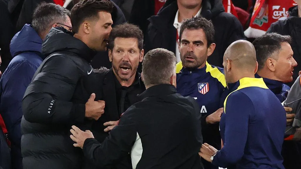 Simeone Shares Apology Following Confrontation with Anfield Spectators