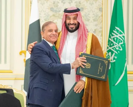 Saudi Arabia and Pakistan Sign Mutual Defence Agreement